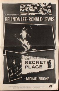 6p908 SECRET PLACE pressbook '58 sexy Belinda Lee, crooks steal a fortune in jewels!
