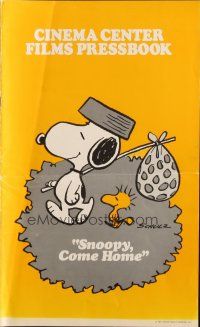 6p921 SNOOPY COME HOME pressbook '72 Peanuts, Charlie Brown, Schulz art of Snoopy & Woodstock!