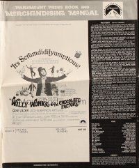 6p995 WILLY WONKA & THE CHOCOLATE FACTORY pressbook '71 Gene Wilder, it's scrumdidilyumptious!