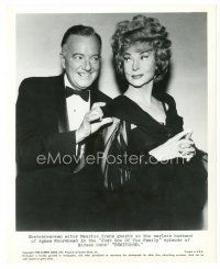 6m129 BEWITCHED TV 8x10 still '77 Maurice Evans guest stars as Agnes Moorehead's warlock husband!