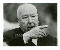 6m295 FAMILY PLOT candid 8x9.75 still '76 great c/u of director Alfred Hitchcock giving orders!