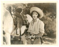 6m424 HULA 8x10 still '27 great close up concerned Clara Bow wearing straw hat in Hawaii!