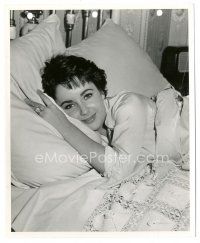 6m780 RHAPSODY 8x10 key book still '54 close up of pretty Elizabeth Taylor looking cozy in bed!