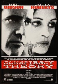 6x157 CONSPIRACY THEORY 1sh '97 Mel Gibson & Julia Roberts, directed by Richard Donner!