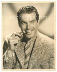 6t332 FRED MACMURRAY signed deluxe 11x14 still '30s head & shoulders smiling portrait with pipe!
