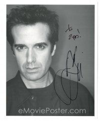 6t441 DAVID COPPERFIELD signed deluxe 8x10 publicity still '90s great close up of the magician!