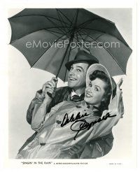 6t531 DEBBIE REYNOLDS signed 8x10 REPRO still '90s with Gene Kelly from Singin' In The Rain!