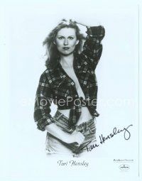 6t430 TARI HENSLEY signed 8x10 music publicity still '80s sexy portrait of the country music singer!