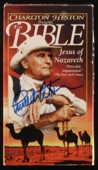 6t209 CHARLTON HESTON signed VHS video tape '80 on the cover of The Bible: Jesus of Nazareth!