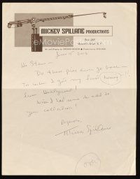 6t049 MICKEY SPILLANE signed letter '02 talking about getting his first hosing from Hollywood!