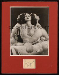 6t212 SUSAN HAYWARD signed album page in 11x14 matted display '40s great mirror image portrait!