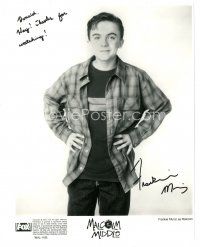 6t351 FRANKIE MUNIZ signed TV 7.5x9.5 still '00 great portrait starring in Malcolm in the Middle!
