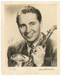 6t421 HAL MCINTYRE signed 8x10 music publicity still '40s portrait with saxophone by Kreigsmann!