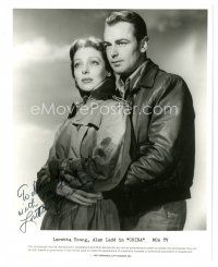6t379 LORETTA YOUNG signed TV 8x10 still R87 romantic close up with Alan Ladd from China!