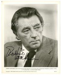 6t392 ROBERT MITCHUM signed 8x10 still '78 close up as Chandler's Phillip Marlowe in The Big Sleep!