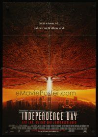 7c298 INDEPENDENCE DAY German '96 great image of alien ship over New York City!