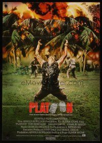 7c345 PLATOON German '86 Oliver Stone, Vietnam War, Willem Dafoe in movie climax!