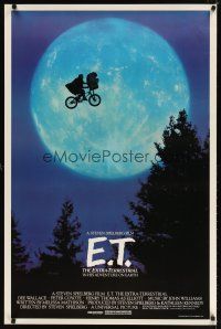 7f022 E.T. THE EXTRA TERRESTRIAL 1sh '88 Steven Spielberg, classic bike over moon image!