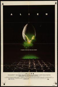 7h038 ALIEN 1sh '79 Ridley Scott outer space sci-fi classic, cool hatching egg image!