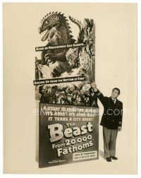 7j550 BEAST FROM 20,000 FATHOMS candid 8x10 still '53 cool image of guy by enormous standee!