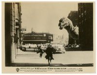 7j548 BEAST FROM 20,000 FATHOMS 7.75x10 still '53 Bradbury, fx image of monster prowling in city!