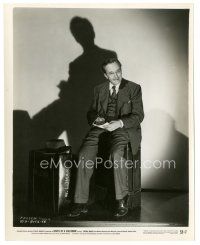 7j627 DEATH OF A SALESMAN 8x10 still '52 Fredric March as Willy Loman, from Arthur Miller's play!