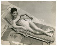 7j628 DEBRA PAGET 7.5x9.5 still '52 full-length in sexy swimsuit lounging by the pool!