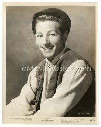 7j726 HANS CHRISTIAN ANDERSEN 8x10 still '53 smiling head & shoulders portrait of Danny Kaye!