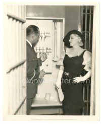 7j861 MAE WEST candid 8x10 still '33 she's given a demonstration at the Los Angeles County Jail!