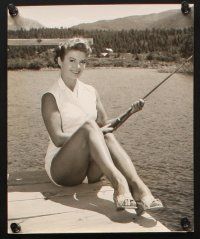 7j216 PATRICIA OWENS 5 8x10 stills '50s portraits fishing, smelling flowers, in swimsuit & more!