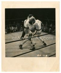 7j974 SET-UP 8x10 still '49 Robert Ryan boxing in the ring by Ernest Bachrach, Robert Wise classic