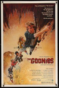 7p364 GOONIES 1sh '85 Steven Spielberg, Josh Brolin, teen adventure classic, Drew Struzan art!