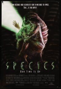 7p640 SPECIES 1sh '95 creepy artwork of alien Natasha Henstridge in embryo sac!