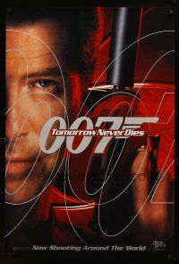 7p724 TOMORROW NEVER DIES teaser DS 1sh '97 super close Pierce Brosnan as James Bond!