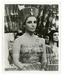 7s211 CLEOPATRA 8x10 still '64 great portrait of Elizabeth Taylor as Queen of the Nile!