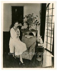 7s302 EVELYN VENABLE 8x10 still '30s great image at home holding her pet kitten Bobby!