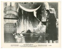 7s705 PIT & THE PENDULUM 8x10 still '61 great image of Vincent Price & the torture device!