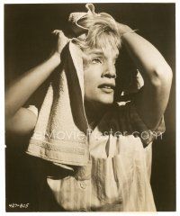 7s864 SUSAN OLIVER 7.75x9.5 still '57 drying her hair between scenes from The Green-Eyed Blonde!