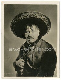 7s958 VIVA VILLA deluxe 7x9.5 still '34 great close up of Wallace Beery as Pancho holding gun!