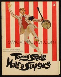 7y291 HALF A SIXPENCE souvenir program book '67 art of smiling Tommy Steele with banjo, H.G. Wells