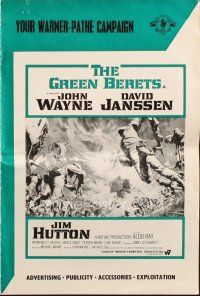 7y525 GREEN BERETS English pressbook '68 John Wayne, David Janssen, Jim Hutton, Vietnam War!