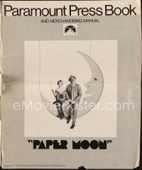 7y861 PAPER MOON pressbook '73 great image of smoking Tatum O'Neal with dad Ryan O'Neal!