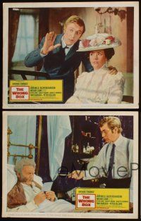 8a689 WRONG BOX 4 LCs '66 John Mills, Michael Caine, Nanette Newman & Dudley Moore, Bryan Forbes!