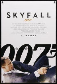 8b654 SKYFALL advance DS 1sh '12 cool image of Daniel Craig as James Bond on back shooting gun!