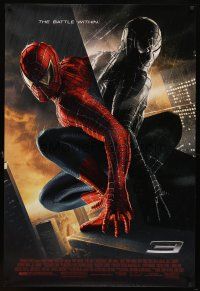8b685 SPIDER-MAN 3 DS textured 1sh '07 Sam Raimi, Tobey Maguire in red & black costumes!