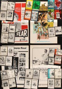 8e082 LOT OF 42 UNCUT PRESSBOOKS '50s-70s a variety of great images from different genres!