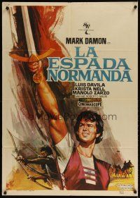8j180 IVANHOE, THE NORMAN SWORDSMAN Spanish '71 art of Mark Damon swinging sword over his head!
