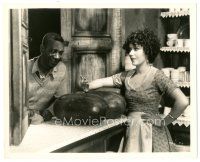 8k128 BEHIND THE MAKE-UP 8x10 still '30 Fay Wray tells black man to stay away from her watermelons!