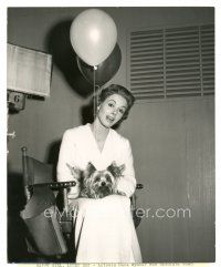 8k225 DANA WYNTER 8x10 still '58 happy with her new Yorkshire terrier puppy on set of Fraulein!