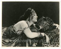 8k546 KING OF KINGS 7.5x9.5 still '27 c/u of Jacqueline Logan as Mary Magdalene with real leopard!